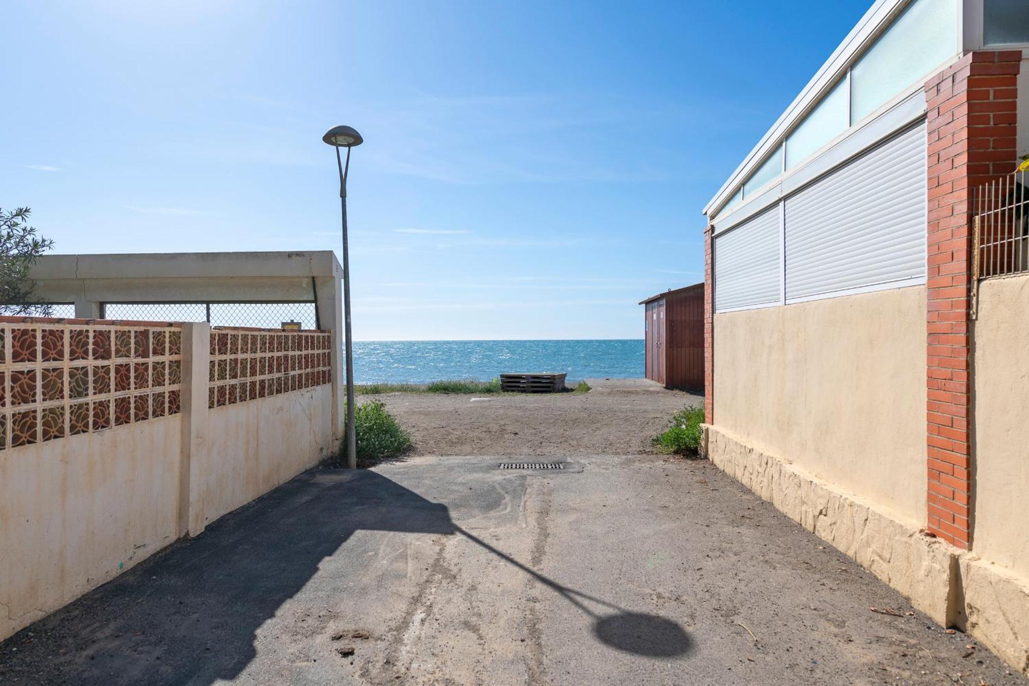 Brisamar II Primera Linea De Playa & Priv Parking Торе де Бенагалбон Екстериор снимка